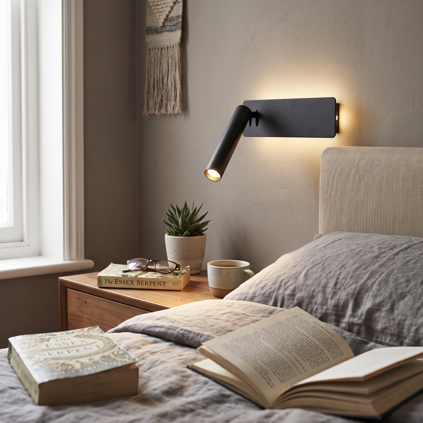 Rotating LED Bedside Reading Wall Lamp